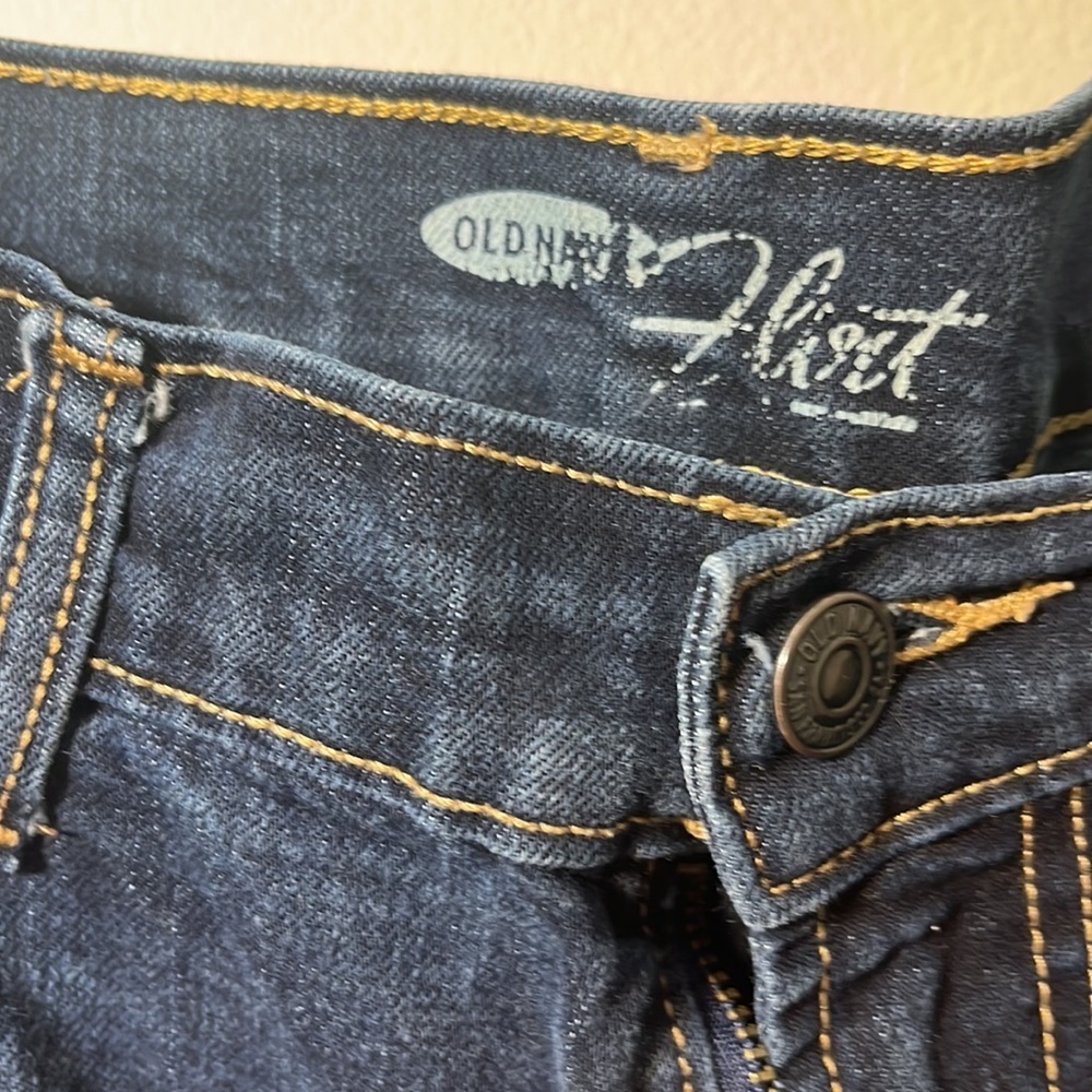 Old Navy Jeans - Picture 3 of 5